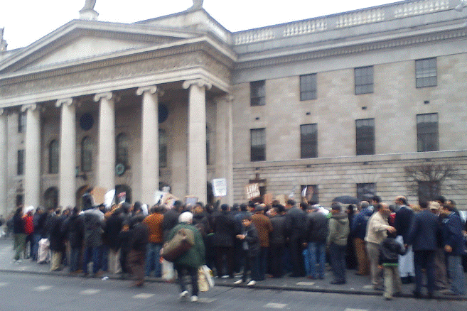 Libyans demonstrating in Dublin